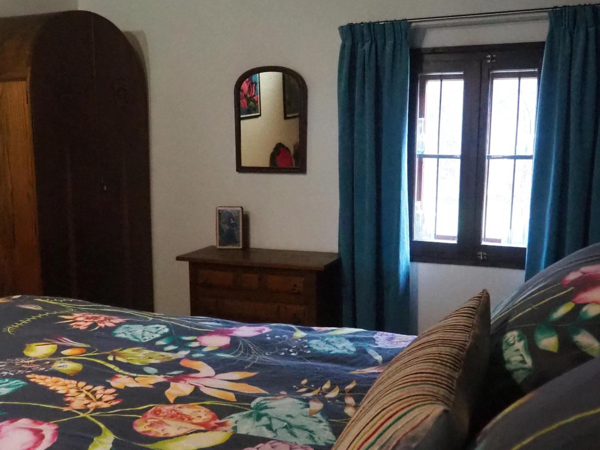 Little River Guest House Gabrovo Habitación foto